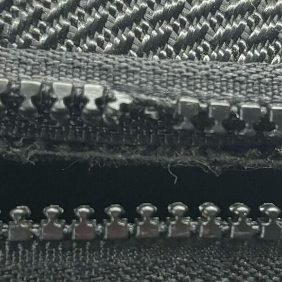 Costa Del Mar Textured Zipper Soft Lined Eyeglass Sunglasses Case Black OS - Picture 6 of 7